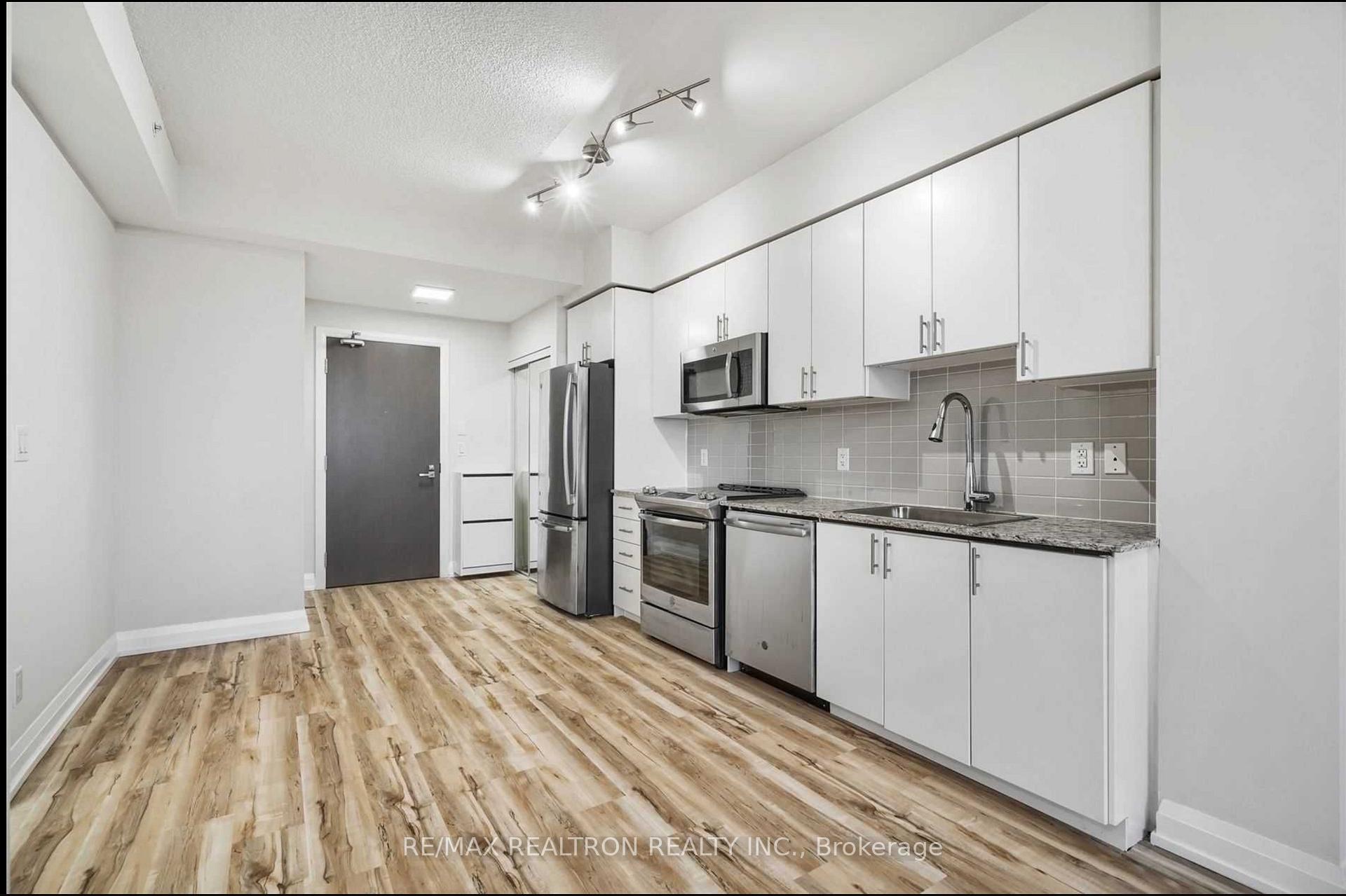Photo 7 of Unit 1222, 7161 Yonge Street E, Markham, Grandview — HOMEH