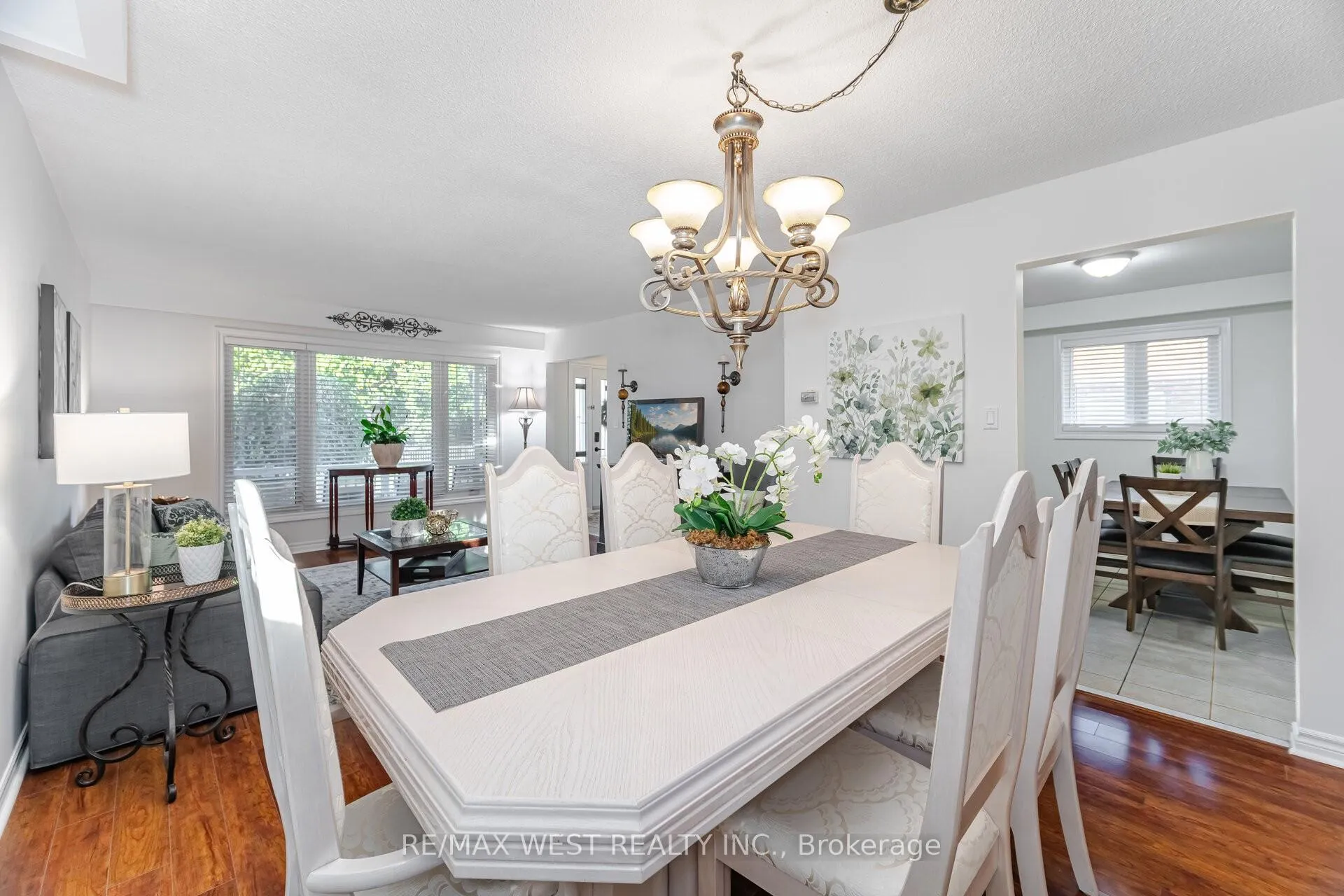Photo 10 of 17 Malcolm Crescent, Brampton, Central Park — HOMEH