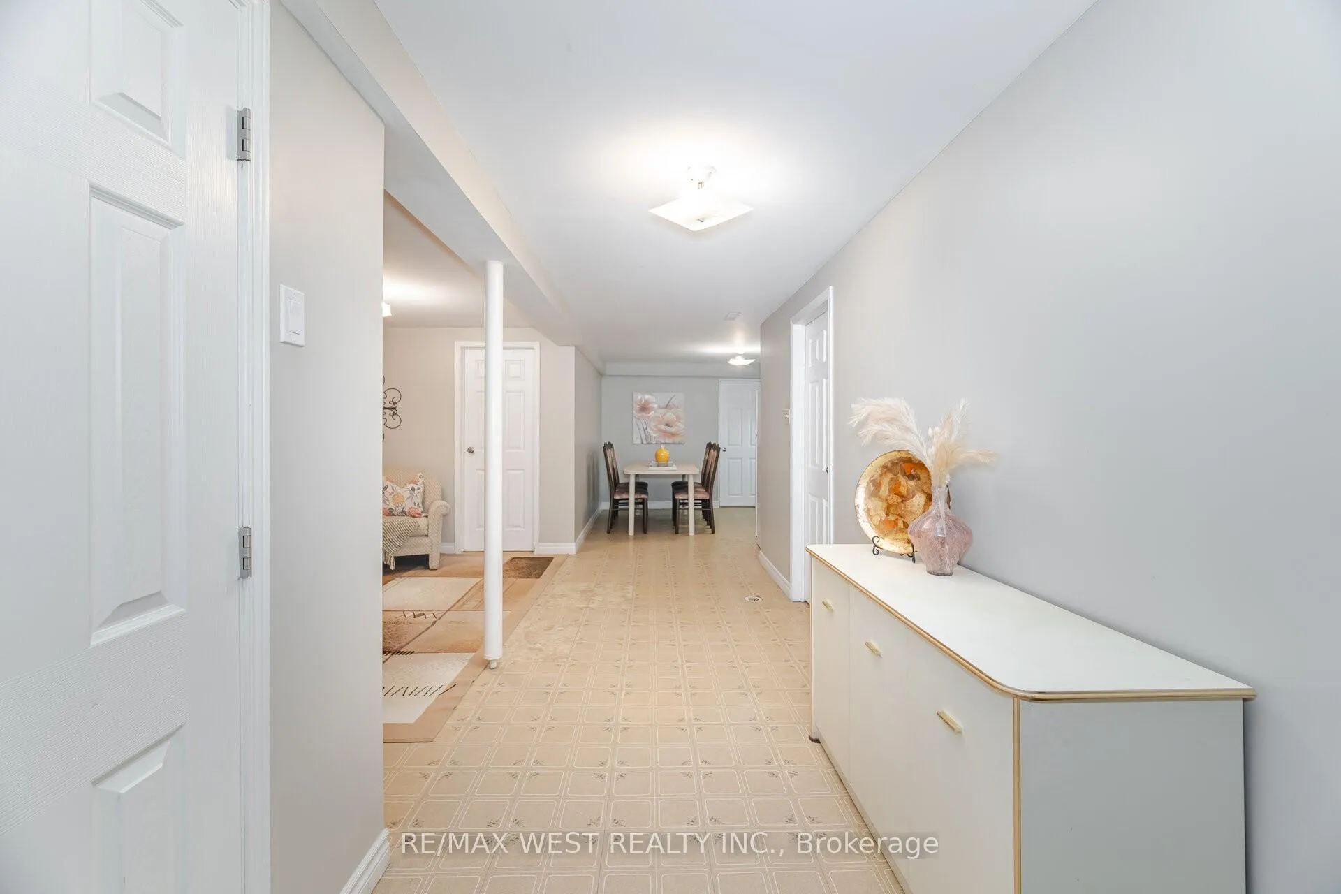 Photo 28 of 17 Malcolm Crescent, Brampton, Central Park — HOMEH