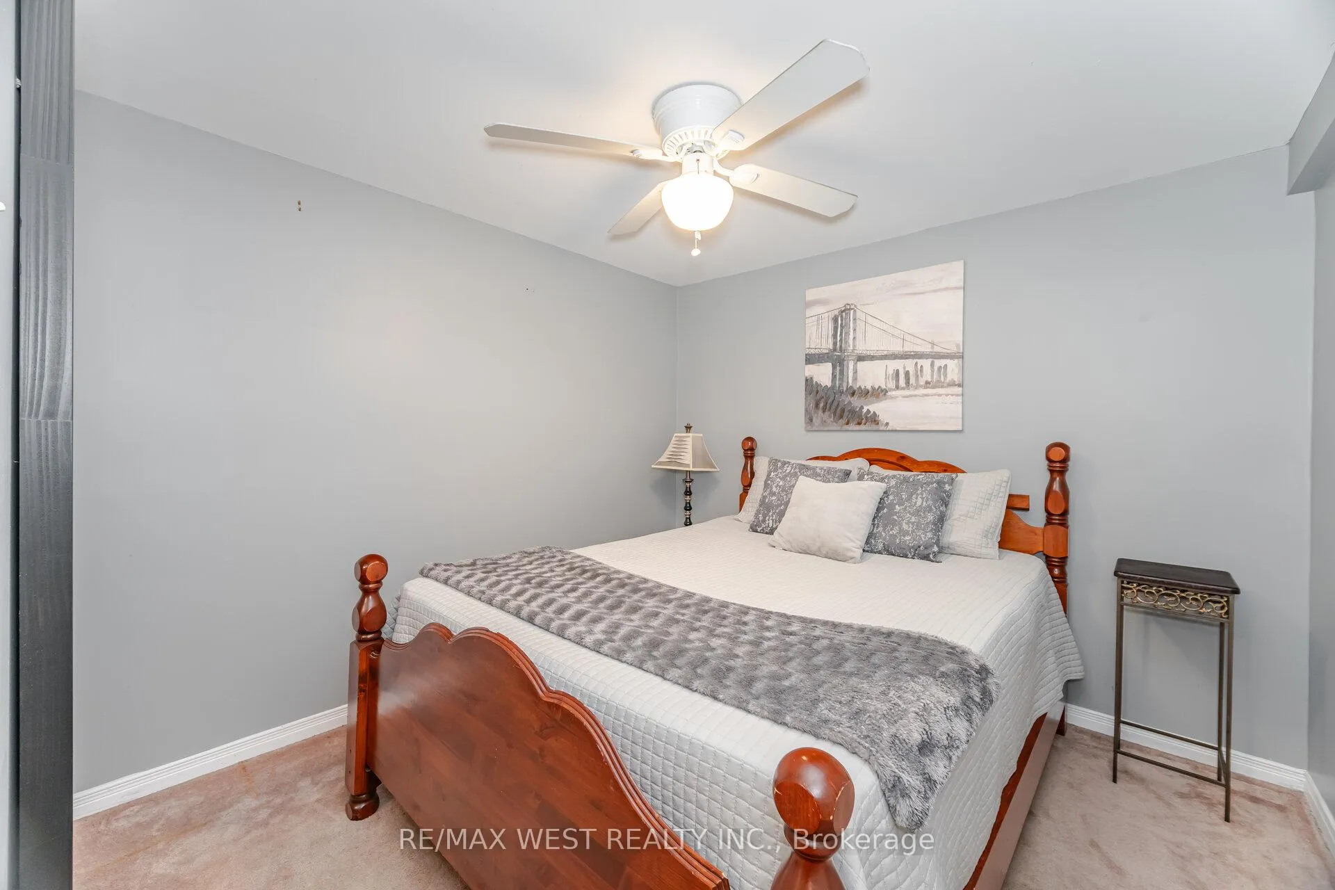 Photo 33 of 17 Malcolm Crescent, Brampton, Central Park — HOMEH