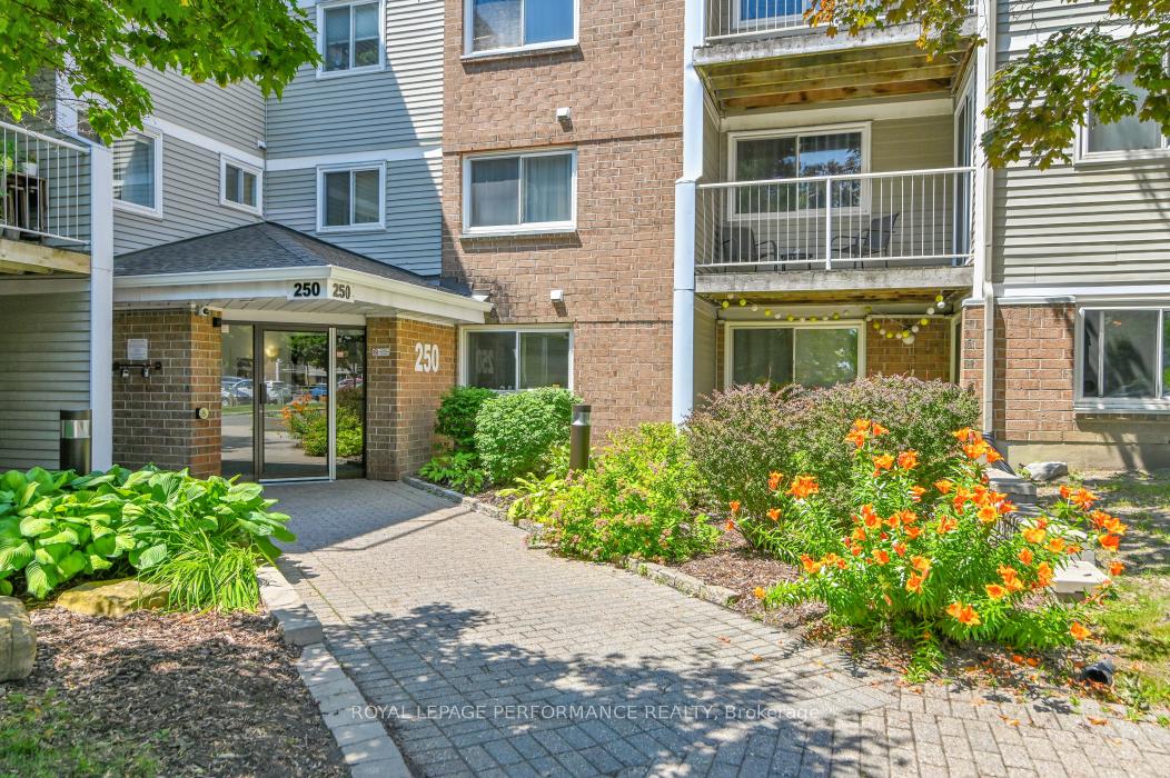 Photo 1 of Unit 409, 250 Brittany Drive, Ottawa, Viscount Alexander Park — HOMEH