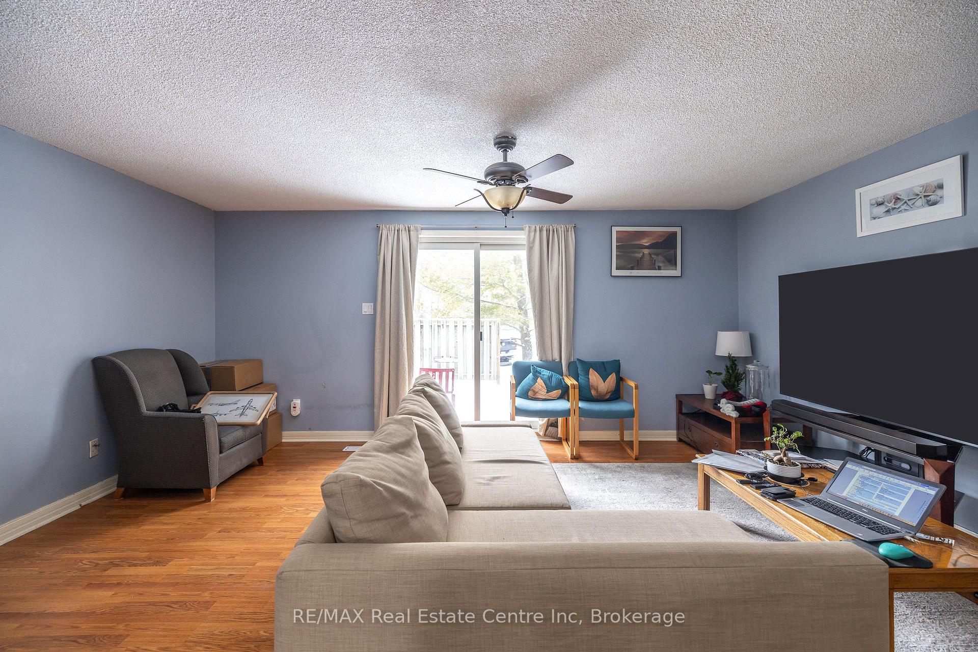 Photo 14 of Unit 31, 539 Willow Road, Guelph, Willow West/Sugarbush/West Acres — HOMEH