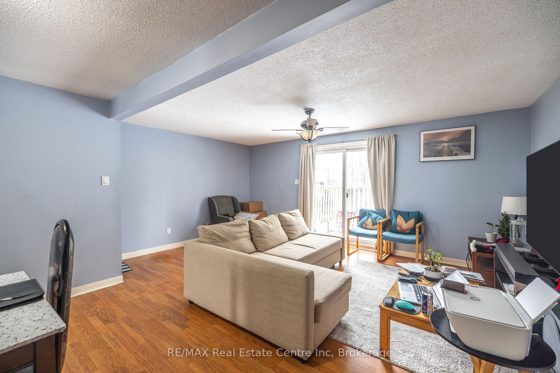 Photo 15 of Unit 31, 539 Willow Road, Guelph, Willow West/Sugarbush/West Acres — HOMEH