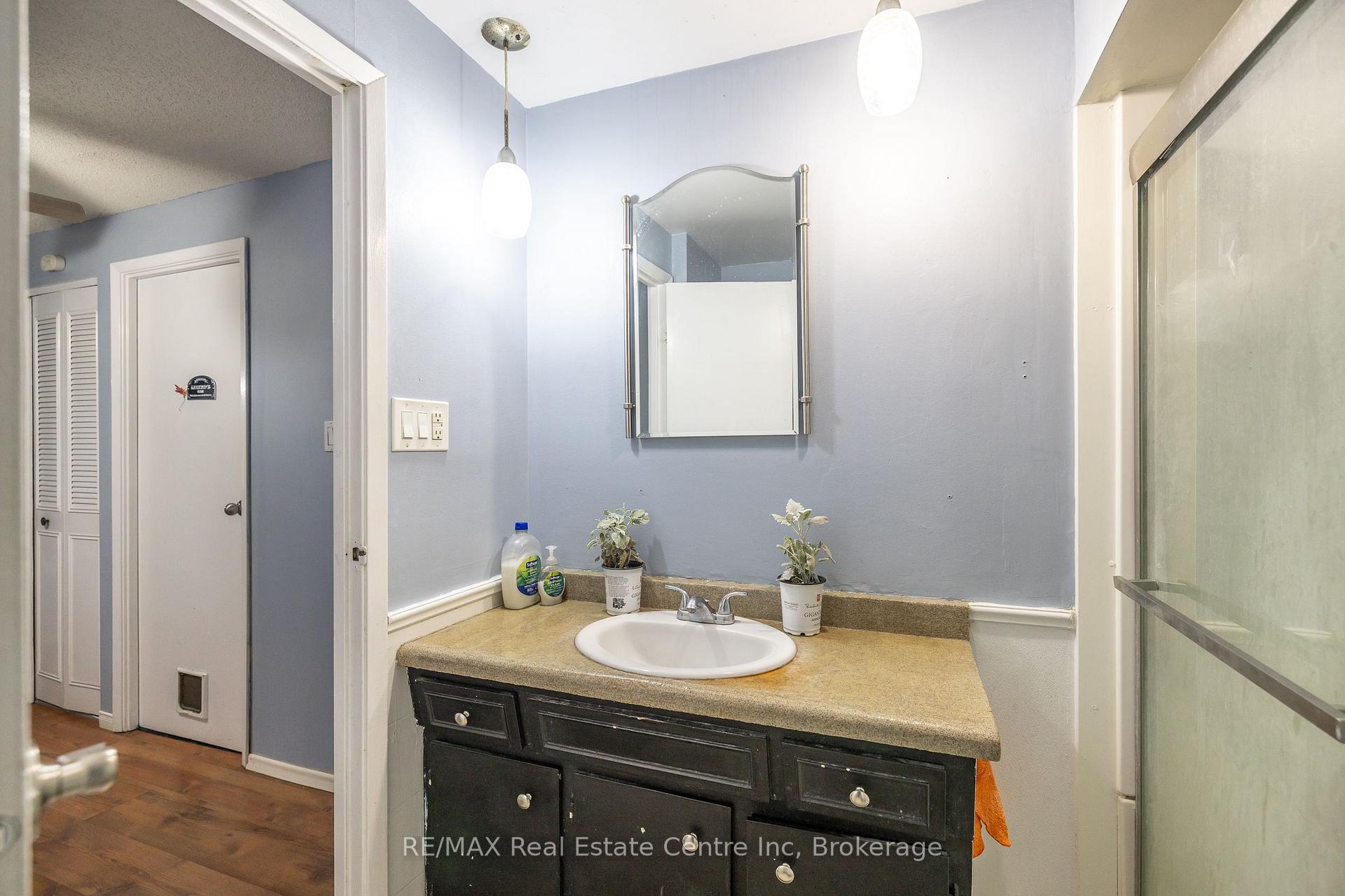 Photo 21 of Unit 31, 539 Willow Road, Guelph, Willow West/Sugarbush/West Acres — HOMEH