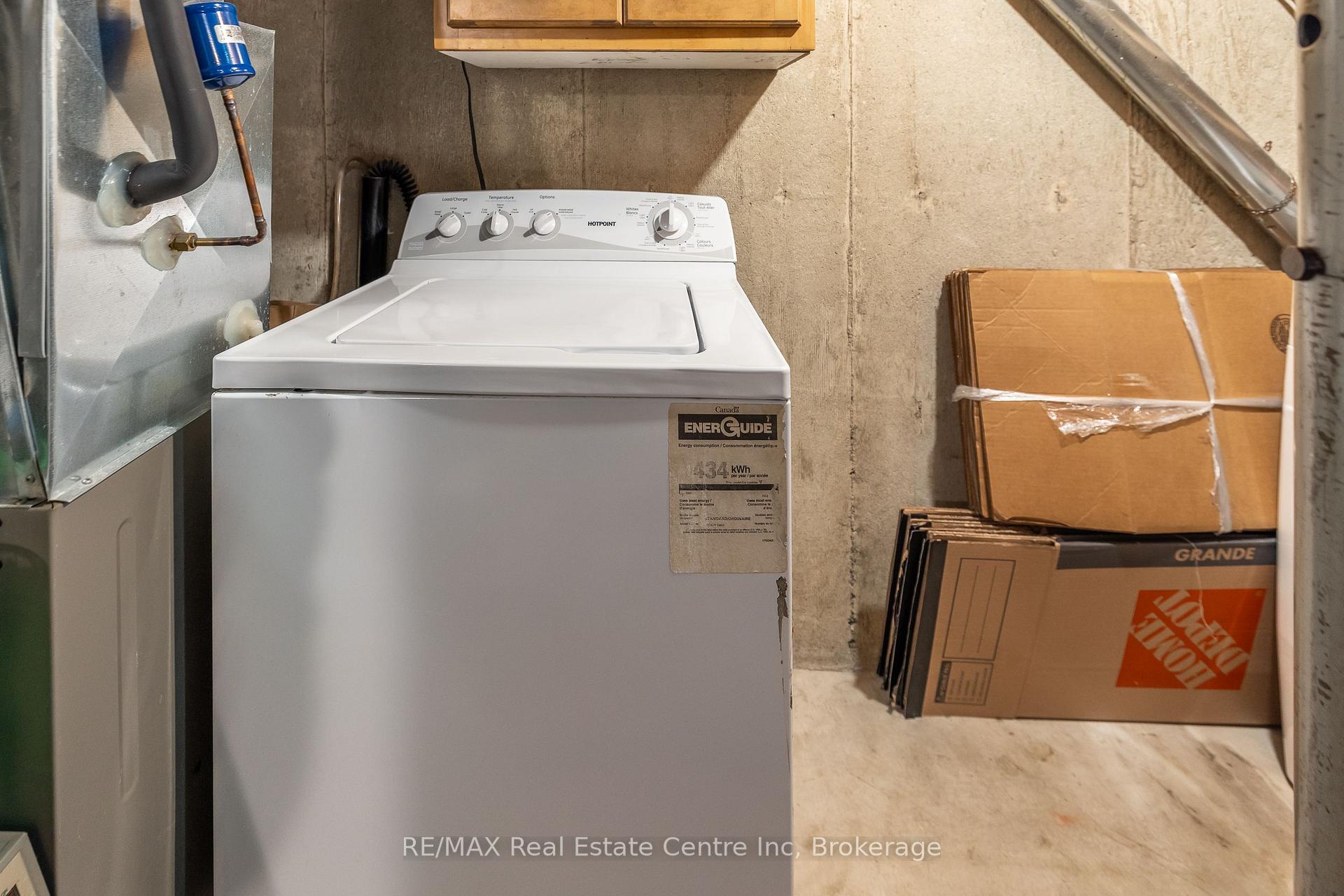 Photo 35 of Unit 31, 539 Willow Road, Guelph, Willow West/Sugarbush/West Acres — HOMEH