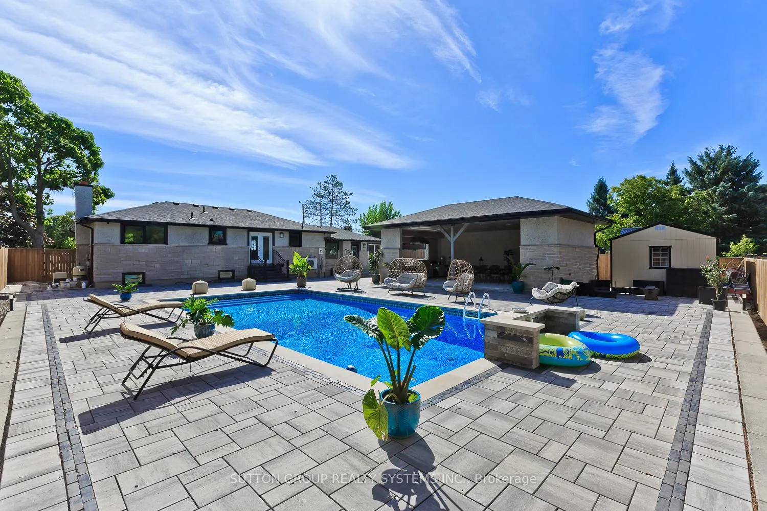 Photo 1 of 214 Ashford Drive, Barrie, Painswick South — HOMEH