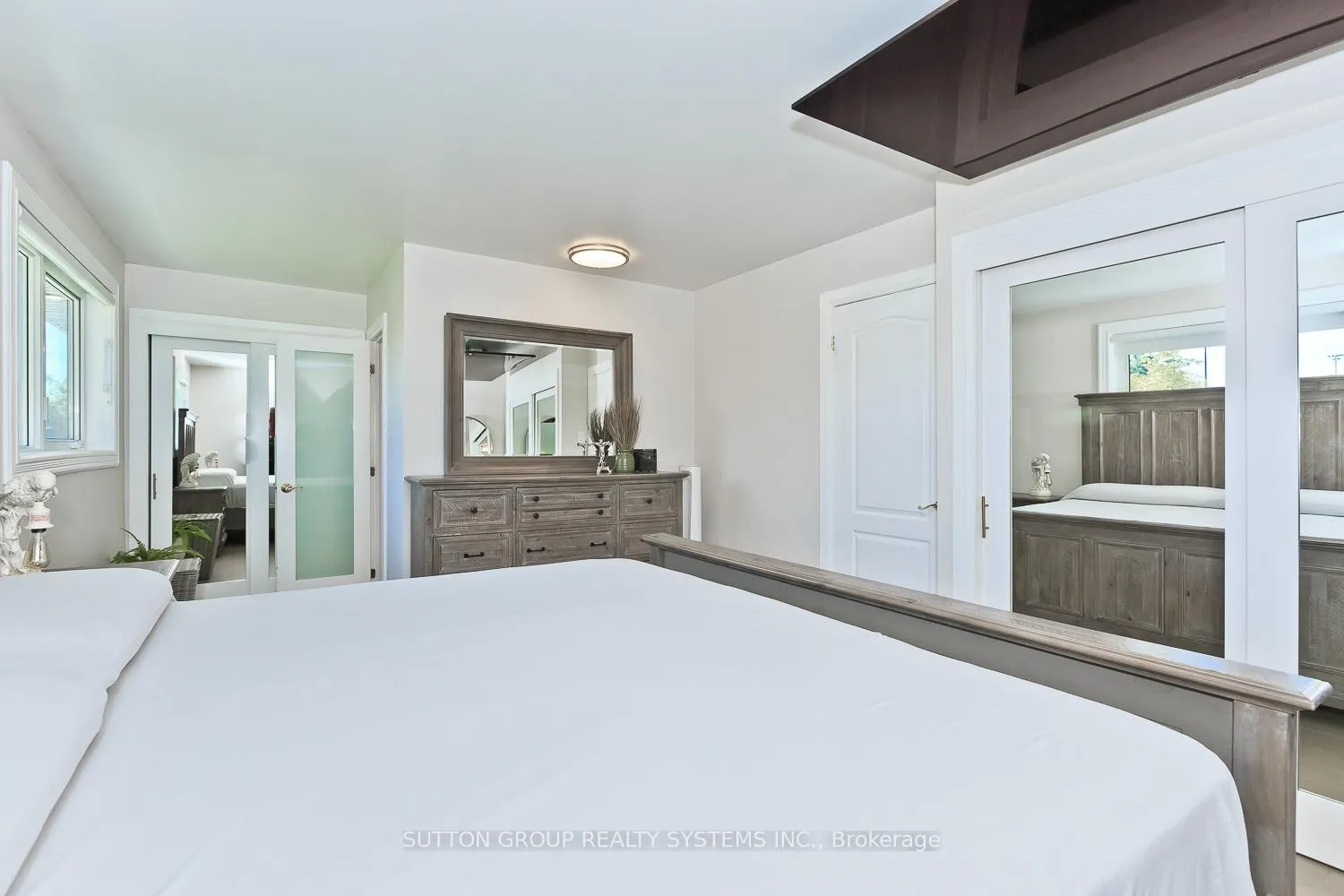 Photo 18 of 214 Ashford Drive, Barrie, Painswick South — HOMEH