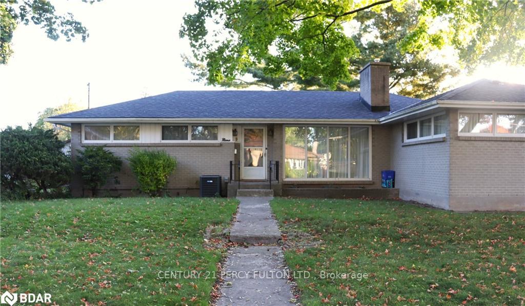 Photo 3 of 9 Stanley Park Drive, Belleville, Belleville Ward — HOMEH