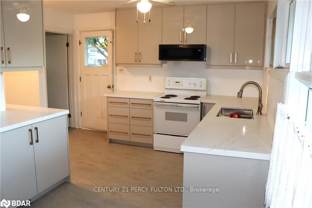 Photo 6 of 9 Stanley Park Drive, Belleville, Belleville Ward — HOMEH