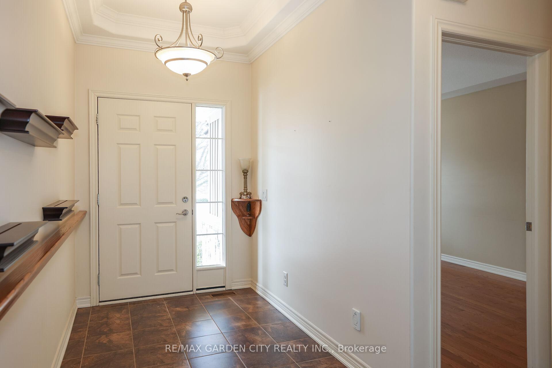 Photo 4 of Unit #5, 603 Welland Avenue E, St. Catharines, Carlton/Bunting — HOMEH