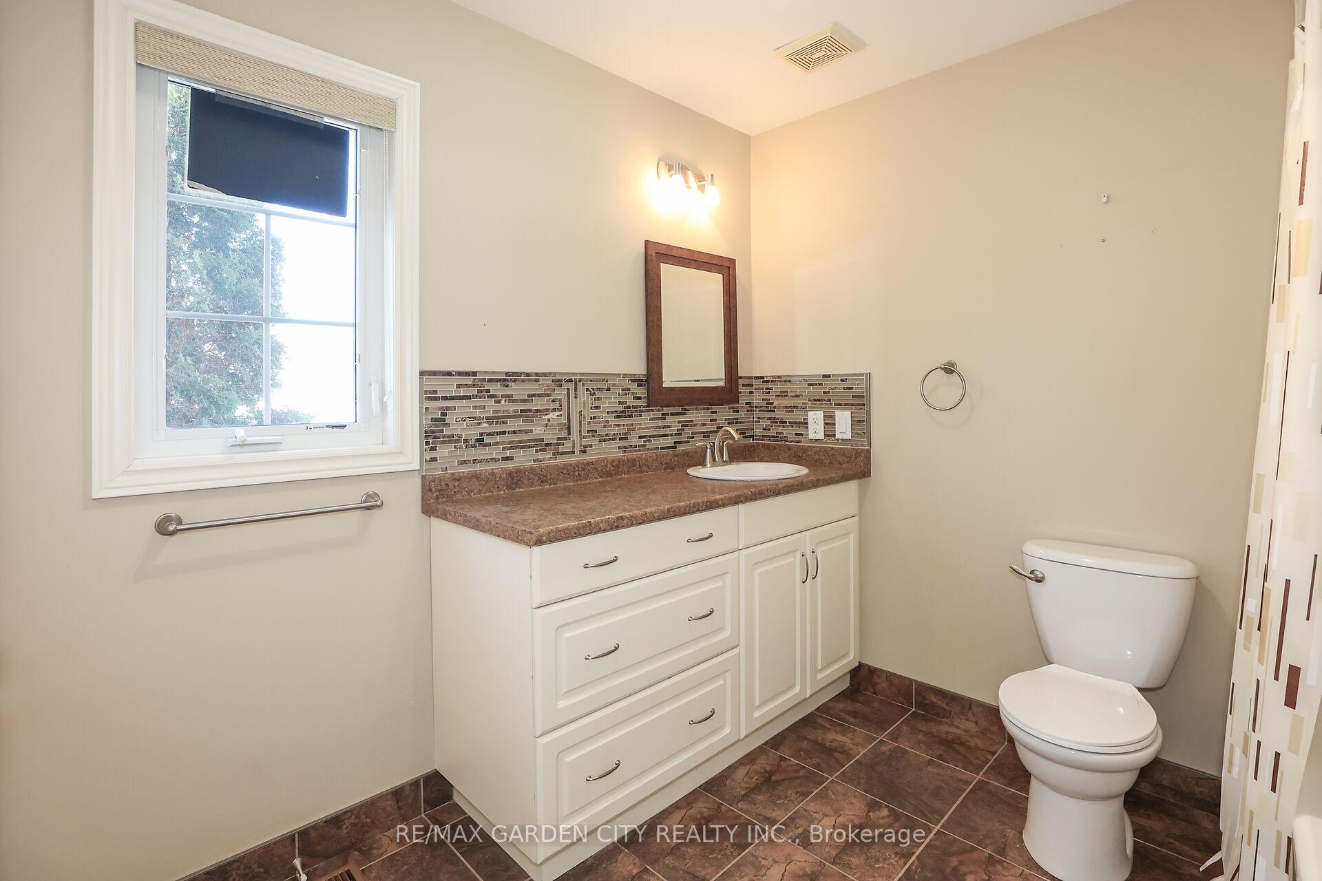 Photo 17 of Unit #5, 603 Welland Avenue E, St. Catharines, Carlton/Bunting — HOMEH
