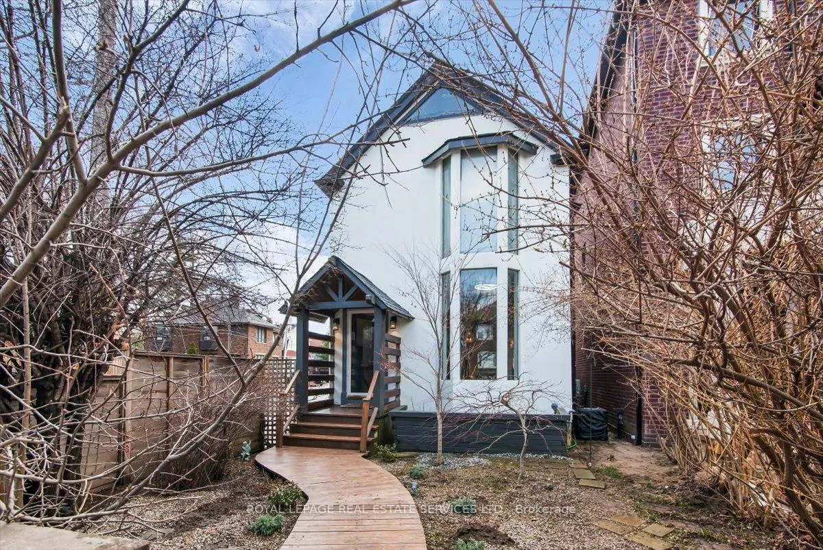 Photo 2 of 239 Heath Street E, Toronto, Rosedale-Moore Park — HOMEH