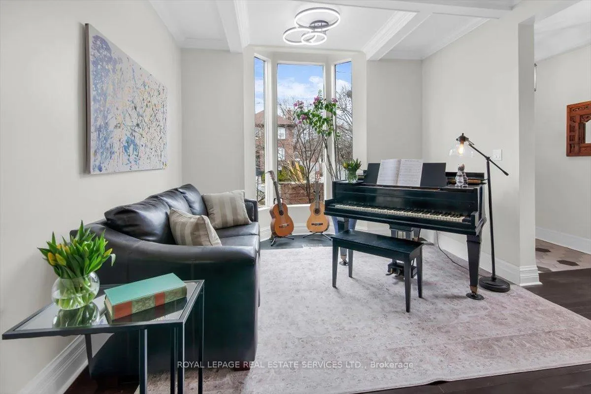 Photo 3 of 239 Heath Street E, Toronto, Rosedale-Moore Park — HOMEH