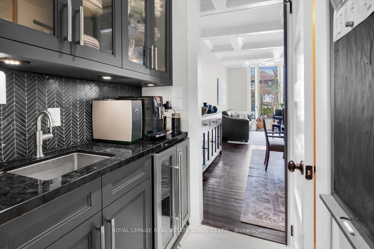 Photo 14 of 239 Heath Street E, Toronto, Rosedale-Moore Park — HOMEH