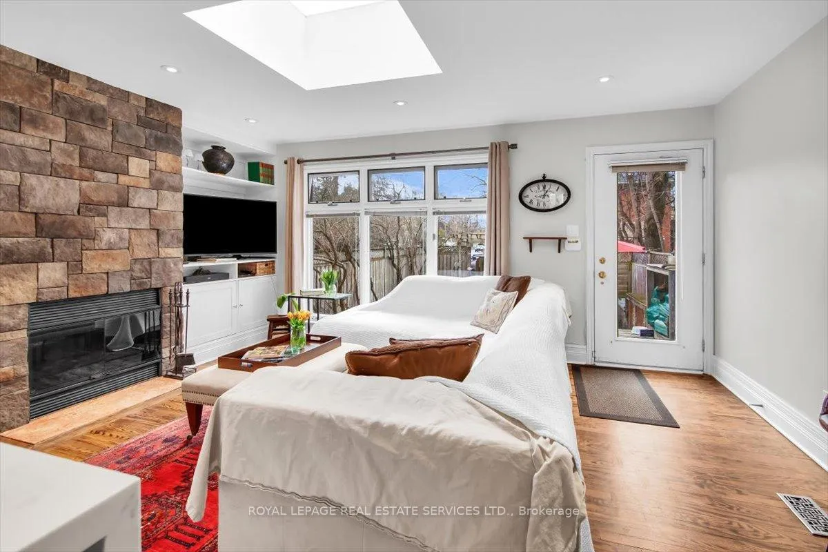 Photo 16 of 239 Heath Street E, Toronto, Rosedale-Moore Park — HOMEH
