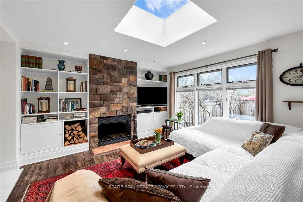Photo 17 of 239 Heath Street E, Toronto, Rosedale-Moore Park — HOMEH