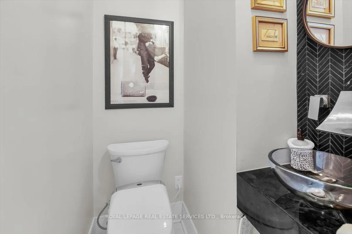 Photo 19 of 239 Heath Street E, Toronto, Rosedale-Moore Park — HOMEH