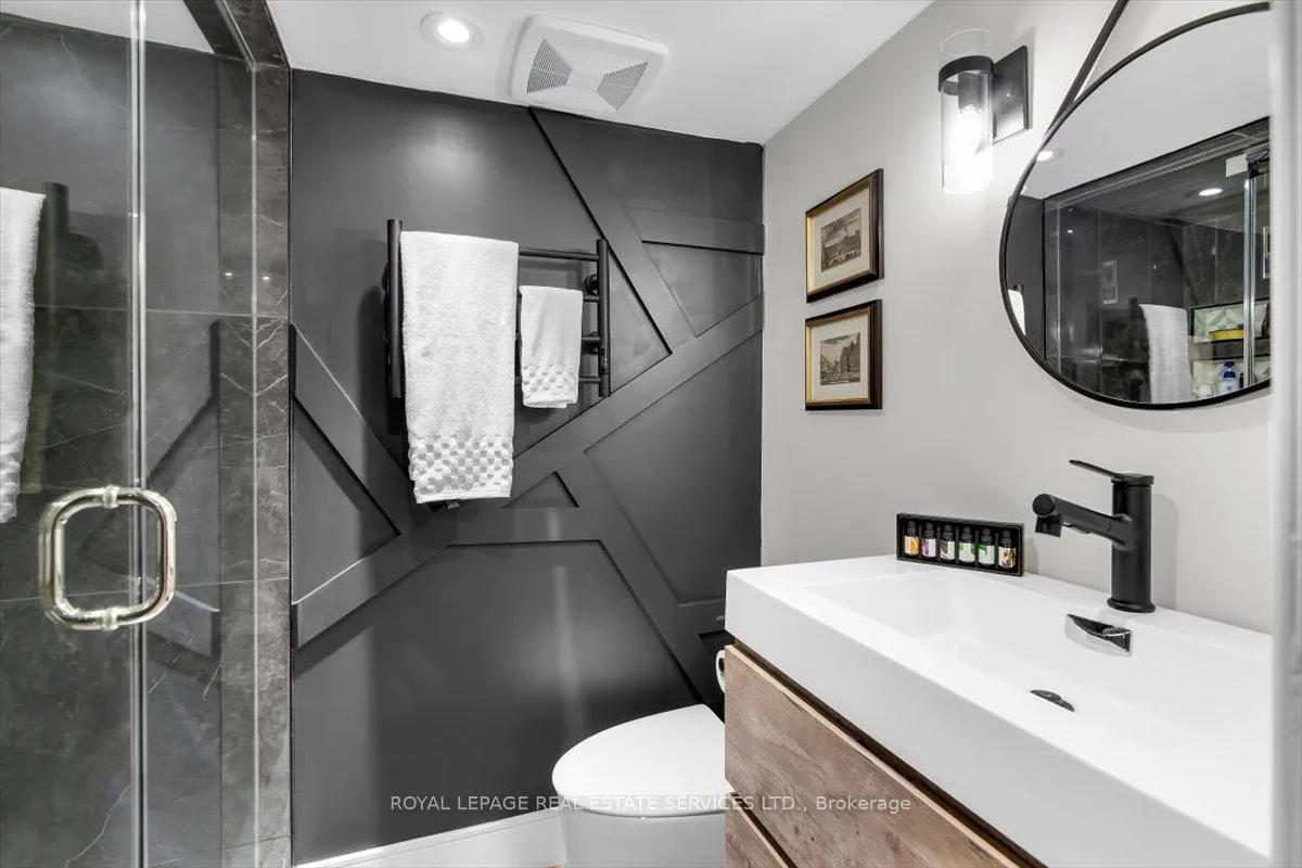 Photo 32 of 239 Heath Street E, Toronto, Rosedale-Moore Park — HOMEH