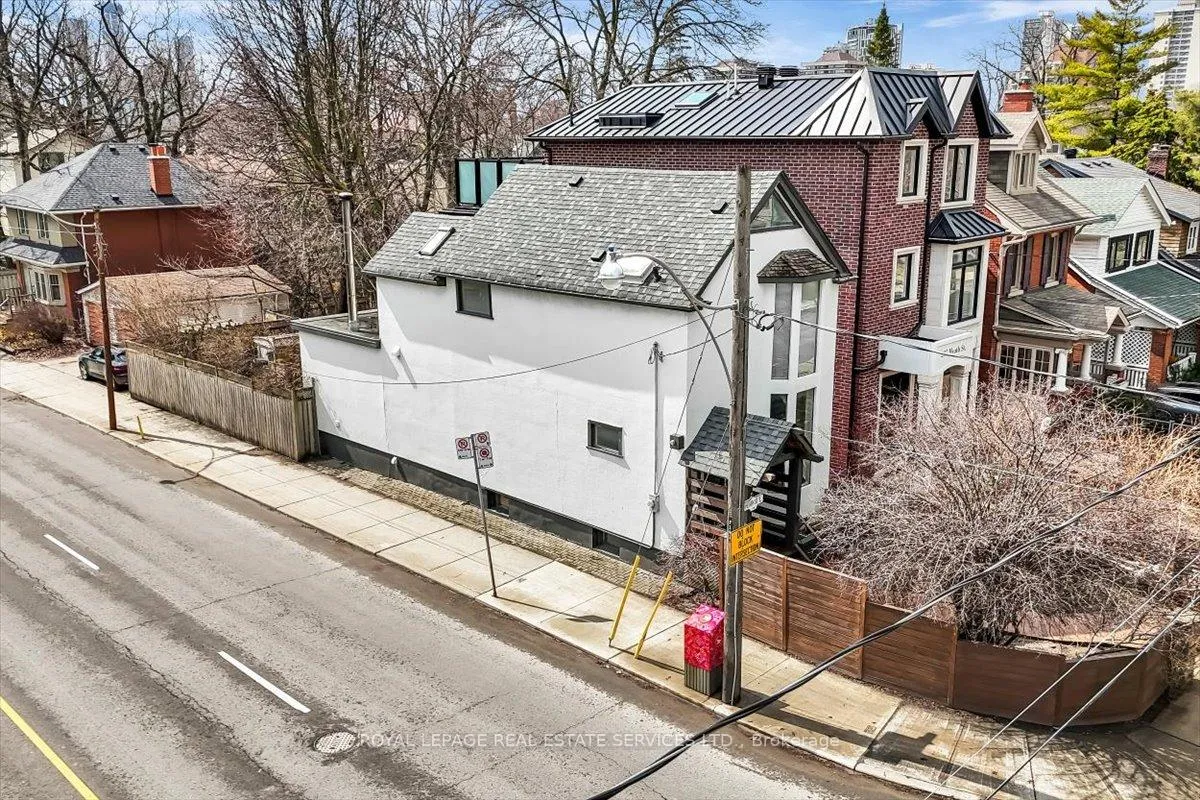 Photo 38 of 239 Heath Street E, Toronto, Rosedale-Moore Park — HOMEH