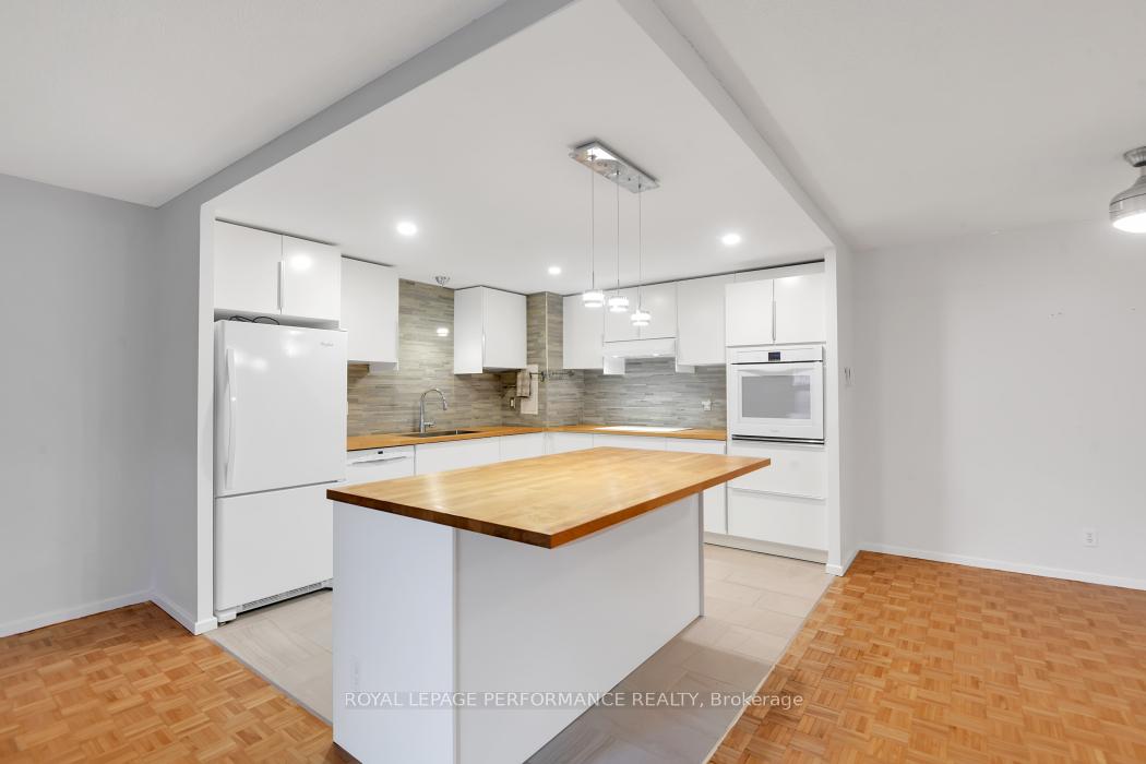 Photo 13 of Unit 102, 2951 Riverside Drive, Ottawa, Mooneys Bay/Riverside Park — HOMEH