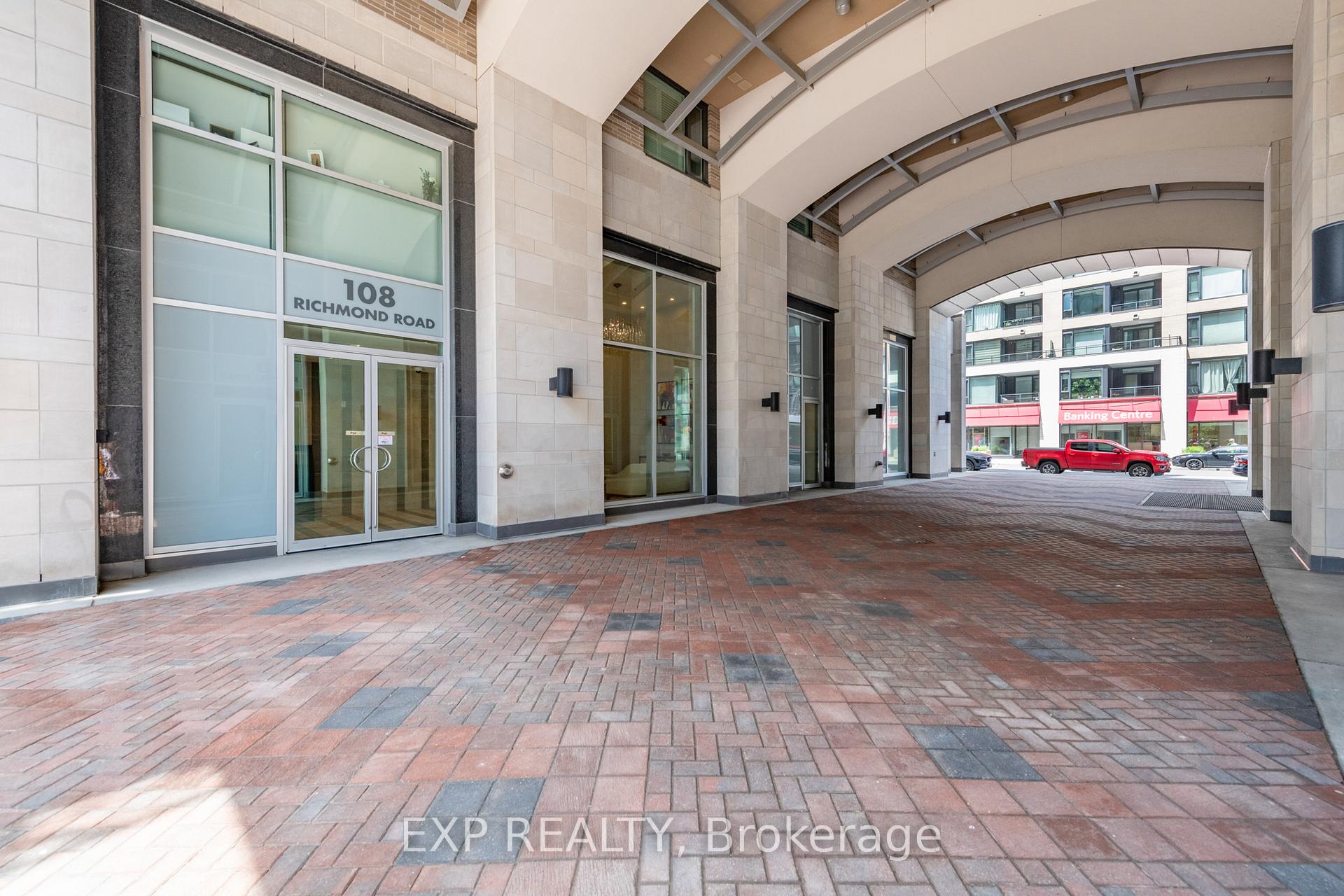 Photo 3 of Unit 303, 108 Richmond Road, Ottawa, Westboro/Hampton Park — HOMEH
