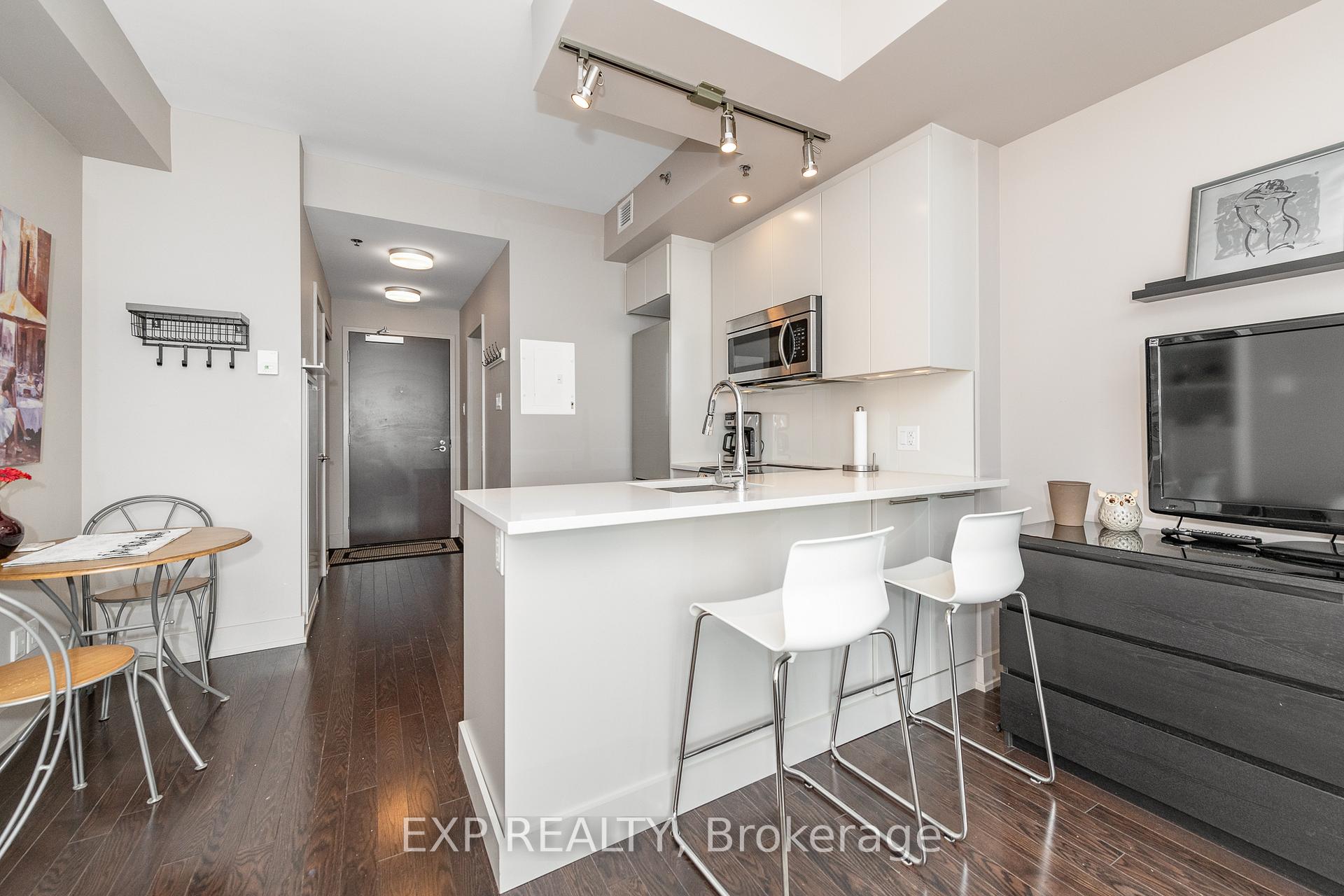 Photo 11 of Unit 303, 108 Richmond Road, Ottawa, Westboro/Hampton Park — HOMEH