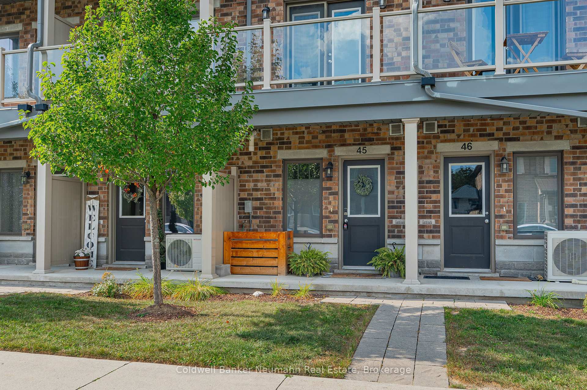 Photo 2 of Unit 45, 39 Kay Crescent, Guelph, Pineridge/Westminster Woods — HOMEH