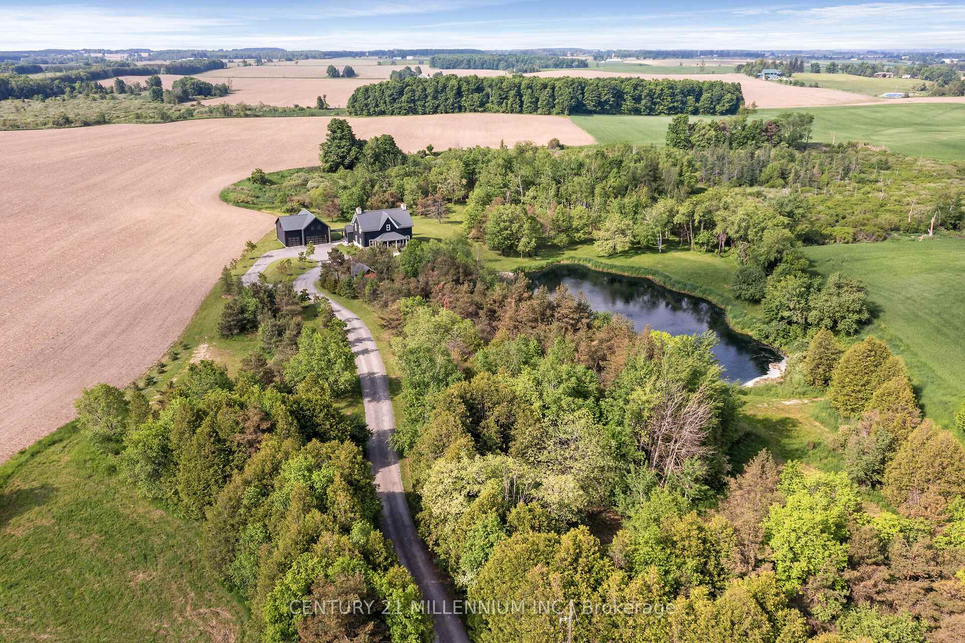 Photo 3 of 311174 Sixteenth Line, Erin, Rural Erin — HOMEH