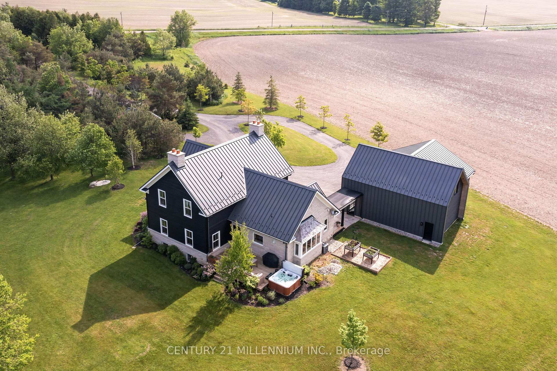 Photo 42 of 311174 Sixteenth Line, Erin, Rural Erin — HOMEH