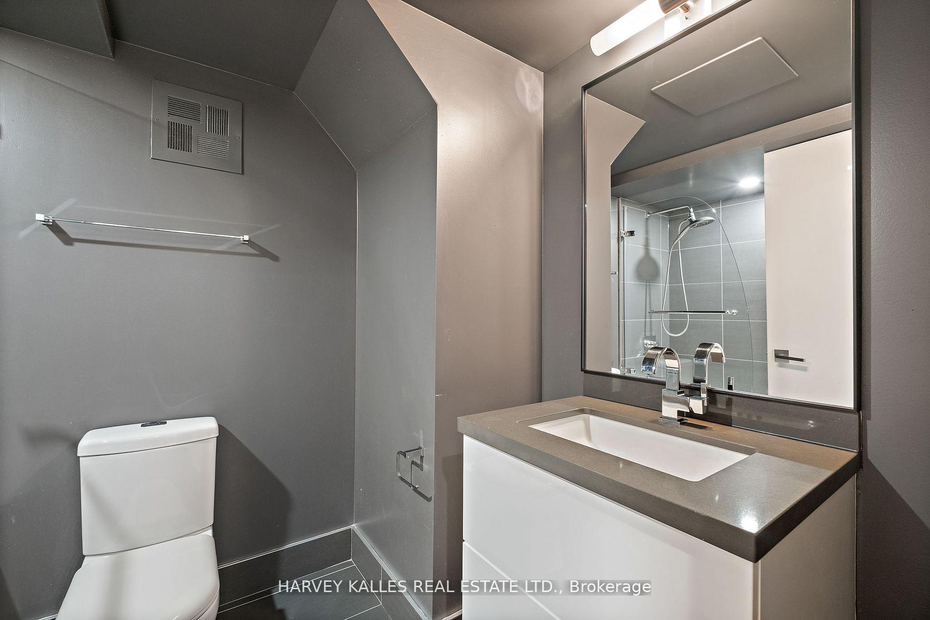 Photo 24 of Unit 821, 111 St Clair Avenue W, Toronto, Yonge-St. Clair — HOMEH