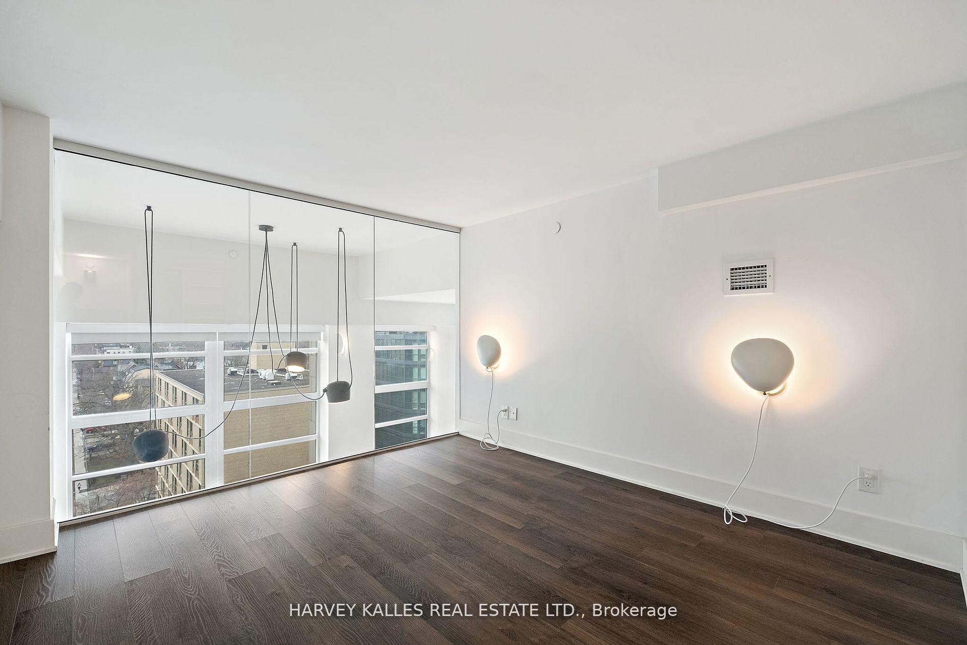 Photo 25 of Unit 821, 111 St Clair Avenue W, Toronto, Yonge-St. Clair — HOMEH