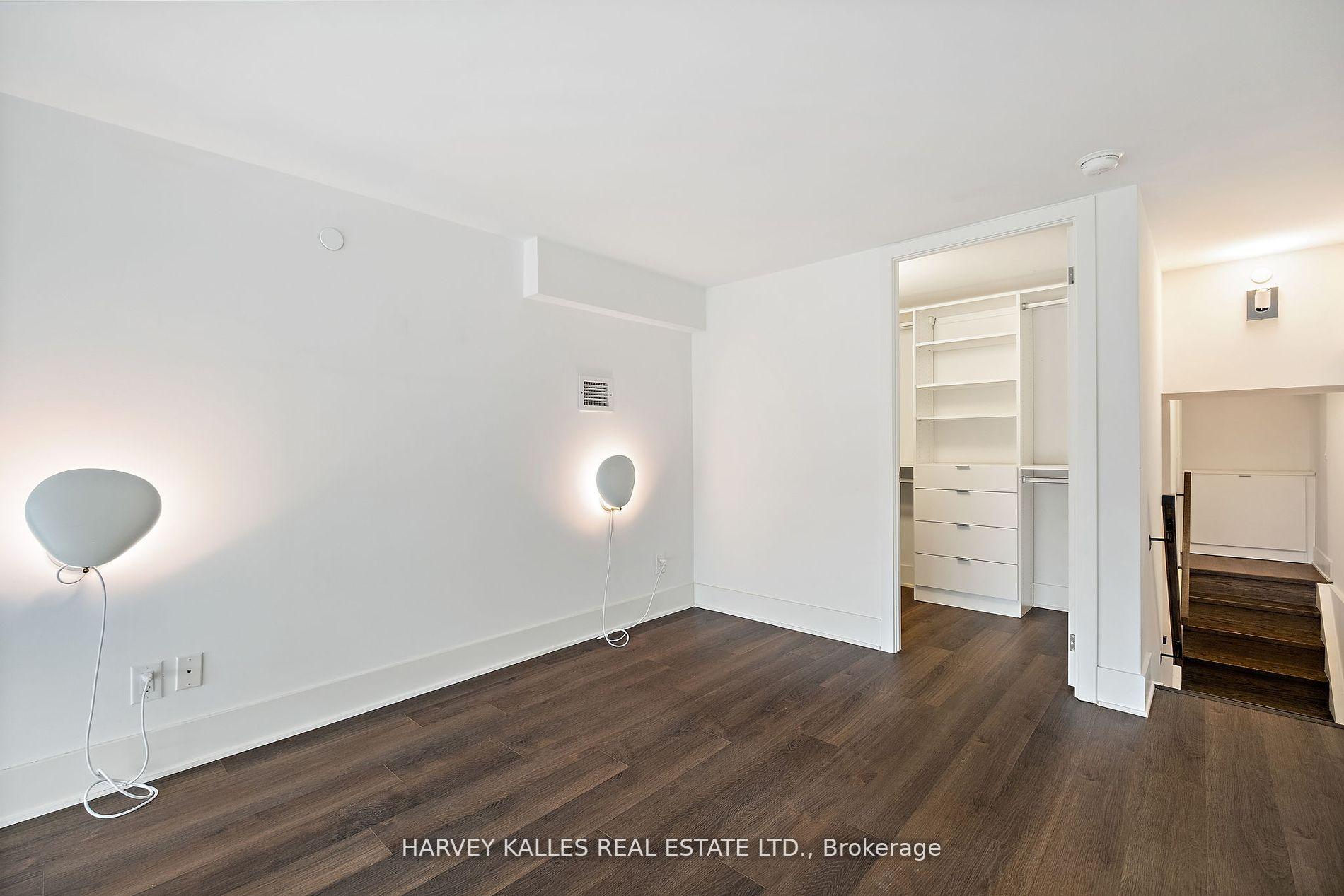 Photo 28 of Unit 821, 111 St Clair Avenue W, Toronto, Yonge-St. Clair — HOMEH