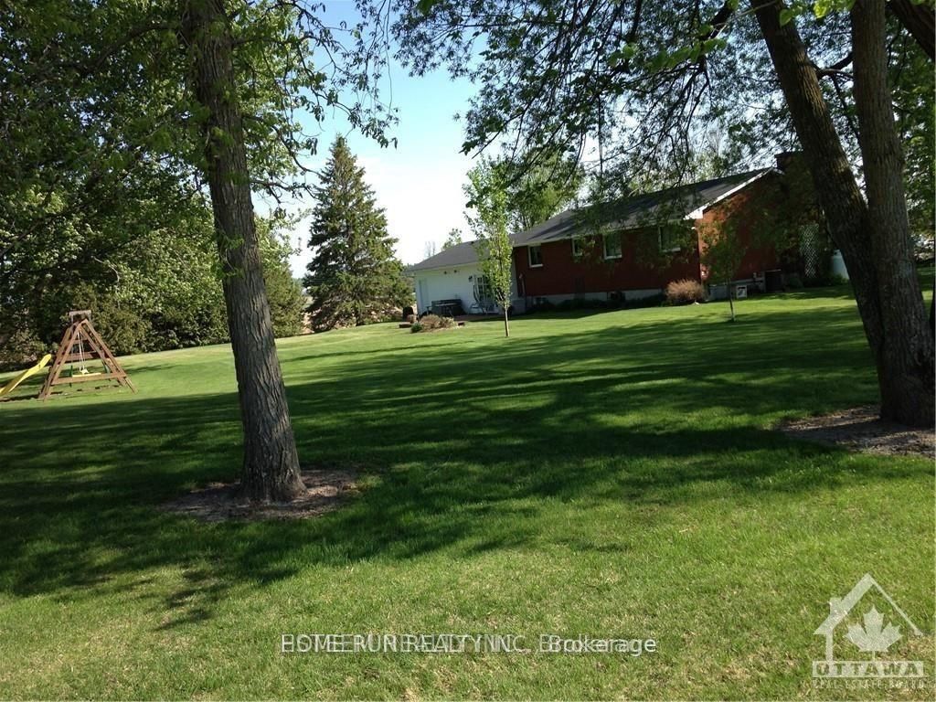 Photo 19 of 2494 Upper Dwyer Hill Road, Ottawa, Huntley Ward (North West) — HOMEH