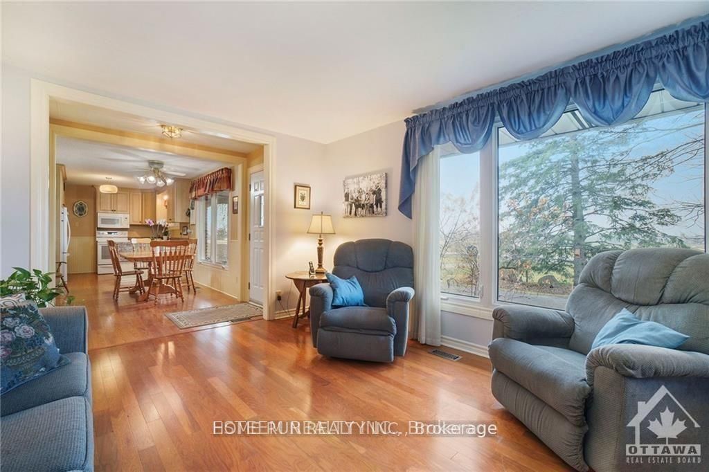 Photo 9 of 2494 Upper Dwyer Hill Road, Ottawa, Huntley Ward (North West) — HOMEH
