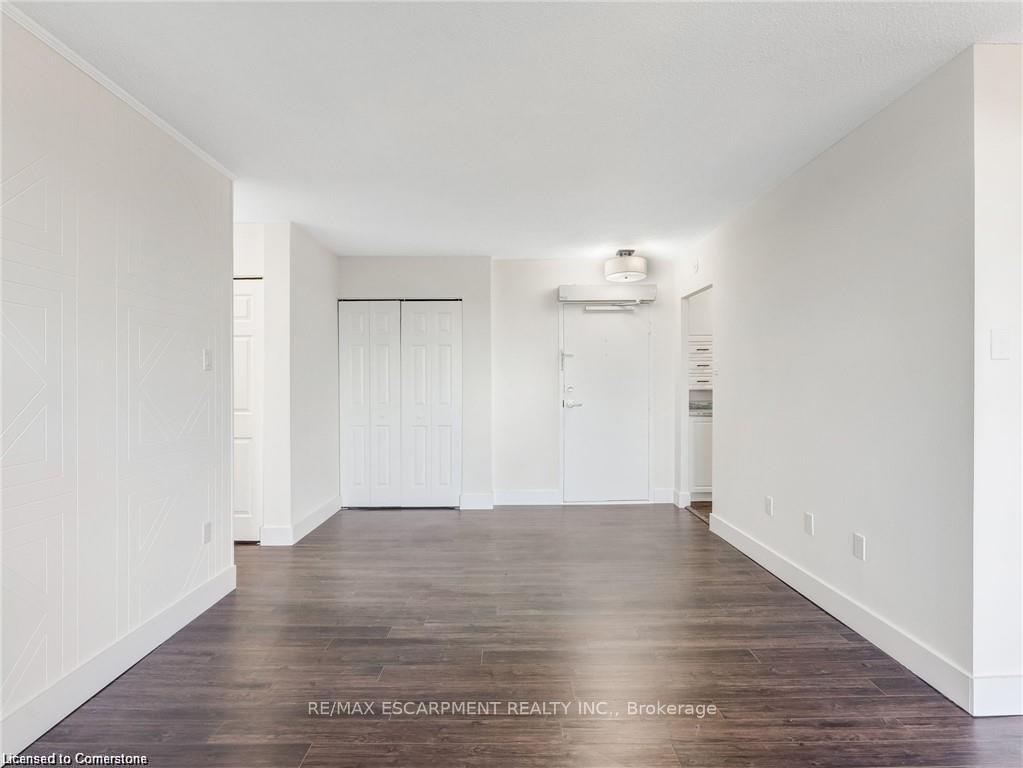 Photo 12 of Unit 1106, 1966 Main Street W, Hamilton, Ainslie Wood — HOMEH