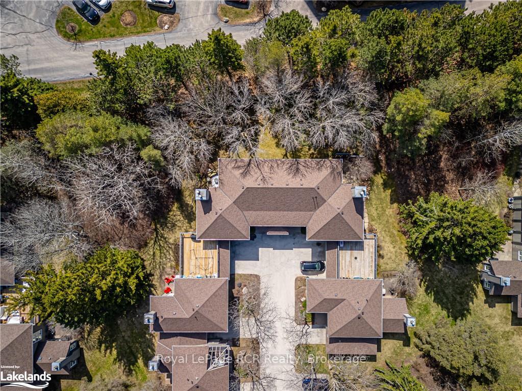 Photo 5 of 390 Mariners Way, Collingwood — HOMEH