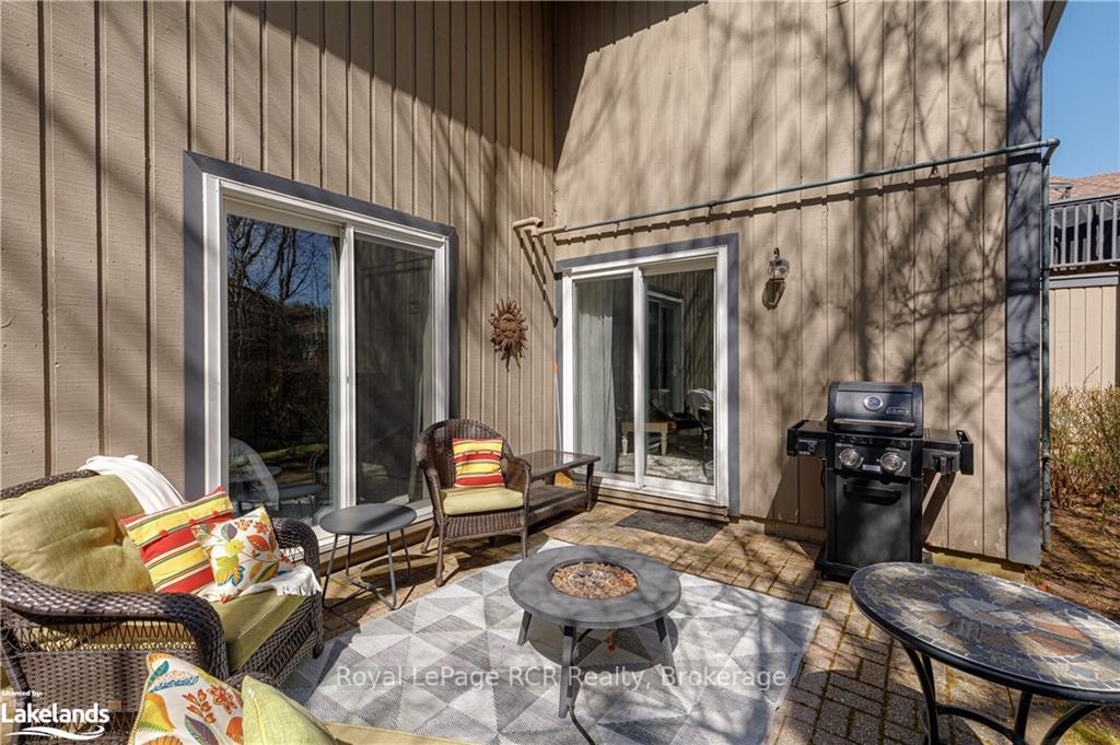 Photo 25 of 390 Mariners Way, Collingwood — HOMEH