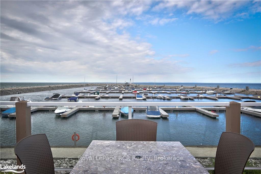 Photo 34 of 390 Mariners Way, Collingwood — HOMEH