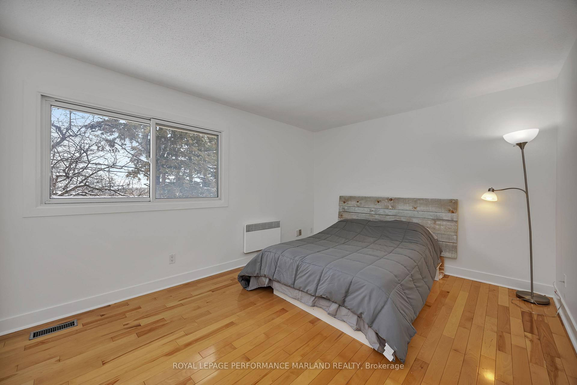 Photo 11 of Unit 46, 1402 Ballard Court, Ottawa, Pineview — HOMEH