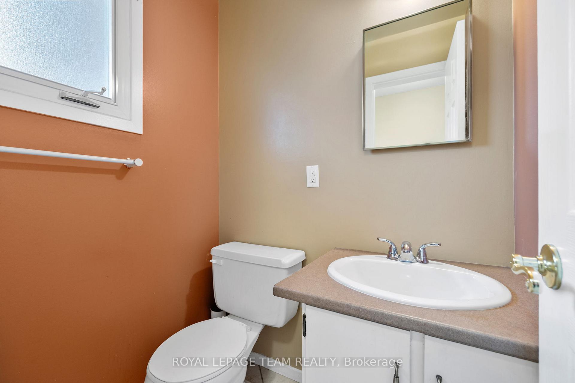 Photo 17 of 2245 Orient Park Drive, Ottawa, Blackburn Hamlet (South) — HOMEH
