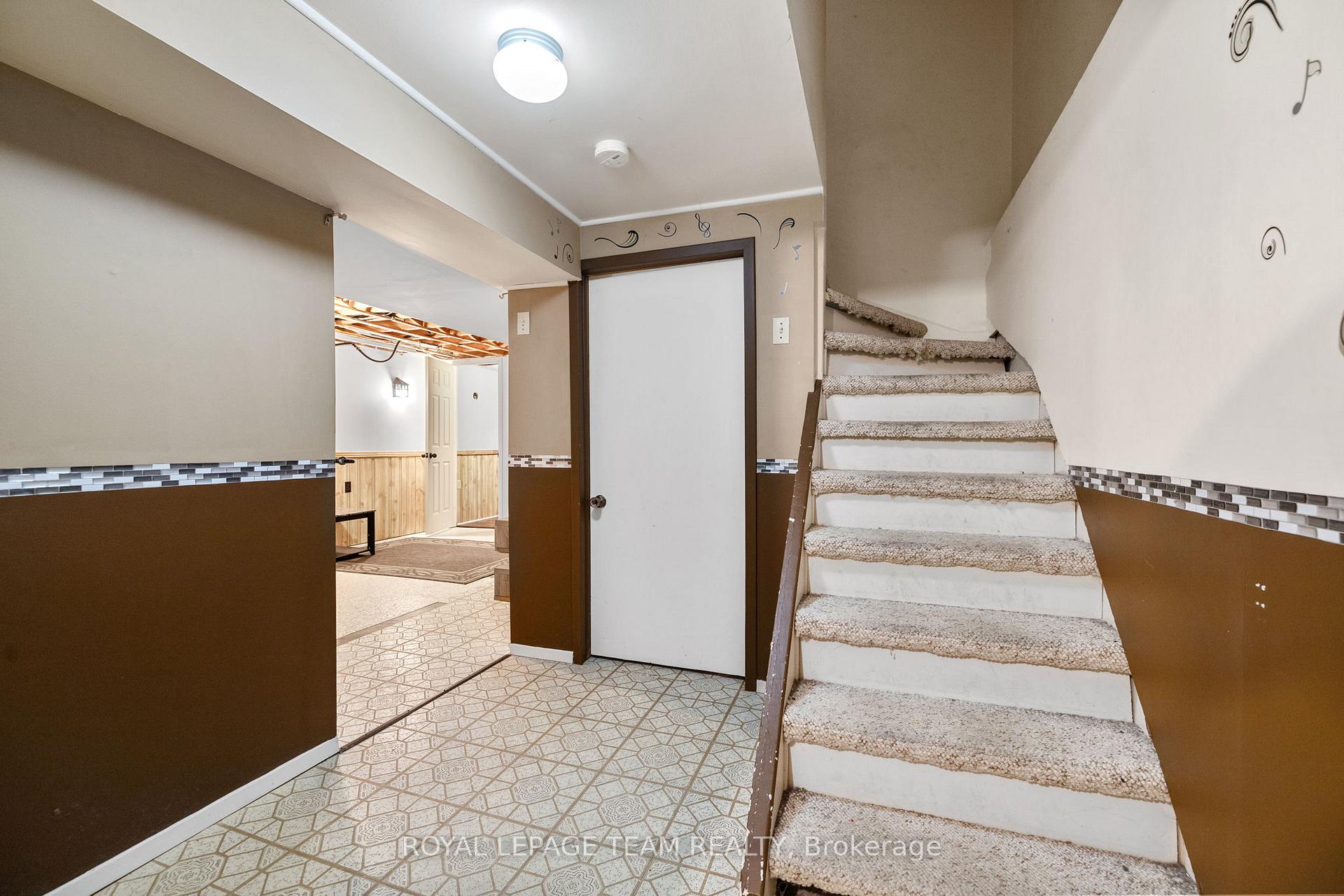 Photo 27 of 2245 Orient Park Drive, Ottawa, Blackburn Hamlet (South) — HOMEH