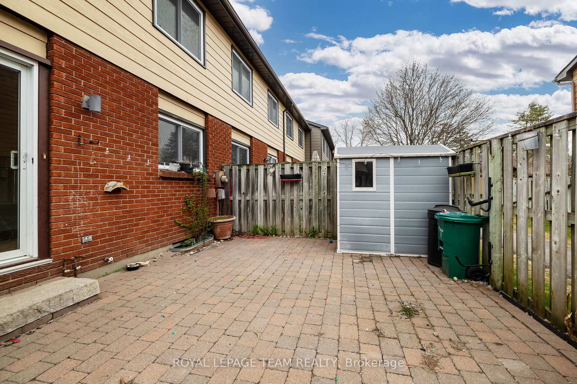 Photo 34 of 2245 Orient Park Drive, Ottawa, Blackburn Hamlet (South) — HOMEH