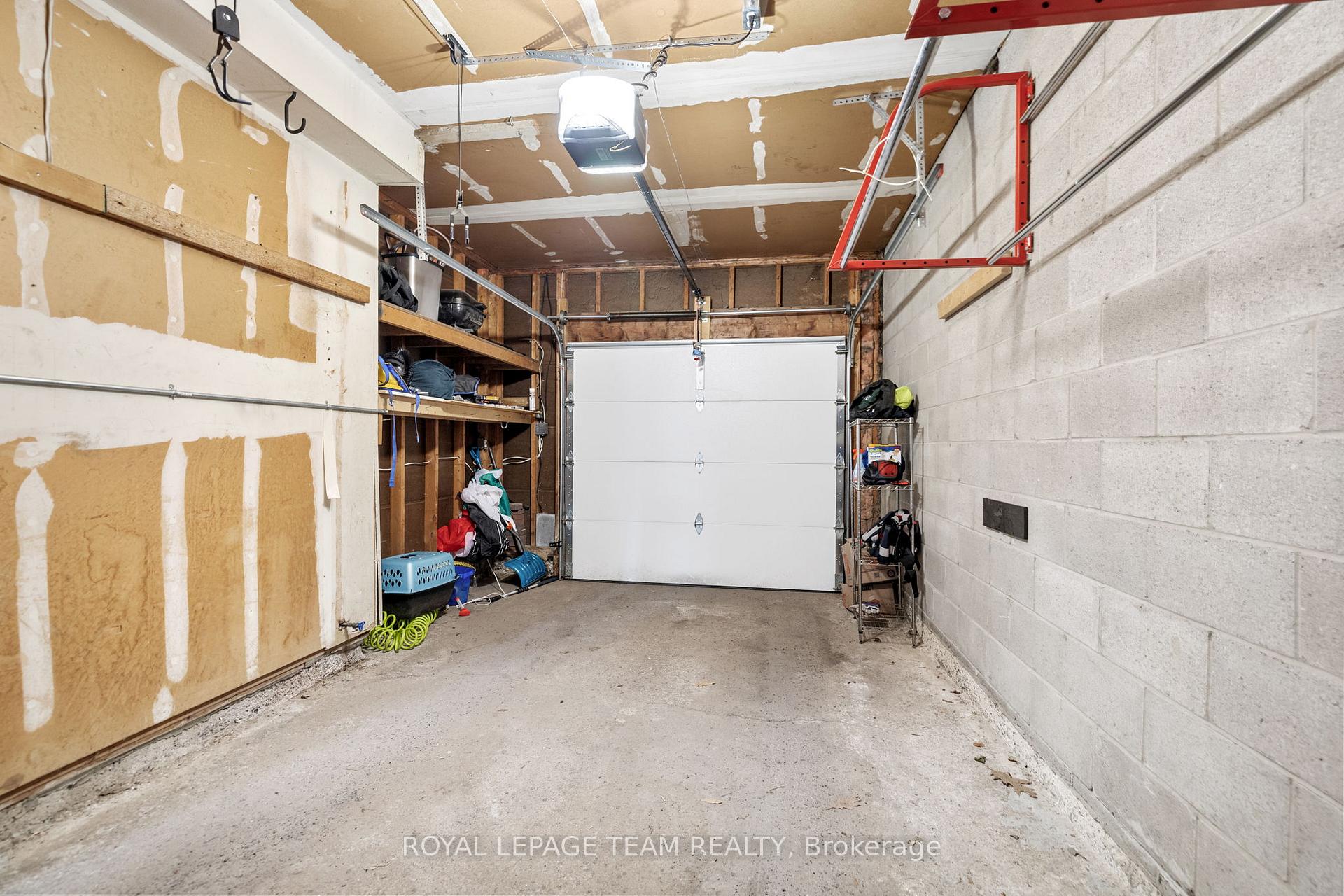 Photo 36 of 2245 Orient Park Drive, Ottawa, Blackburn Hamlet (South) — HOMEH