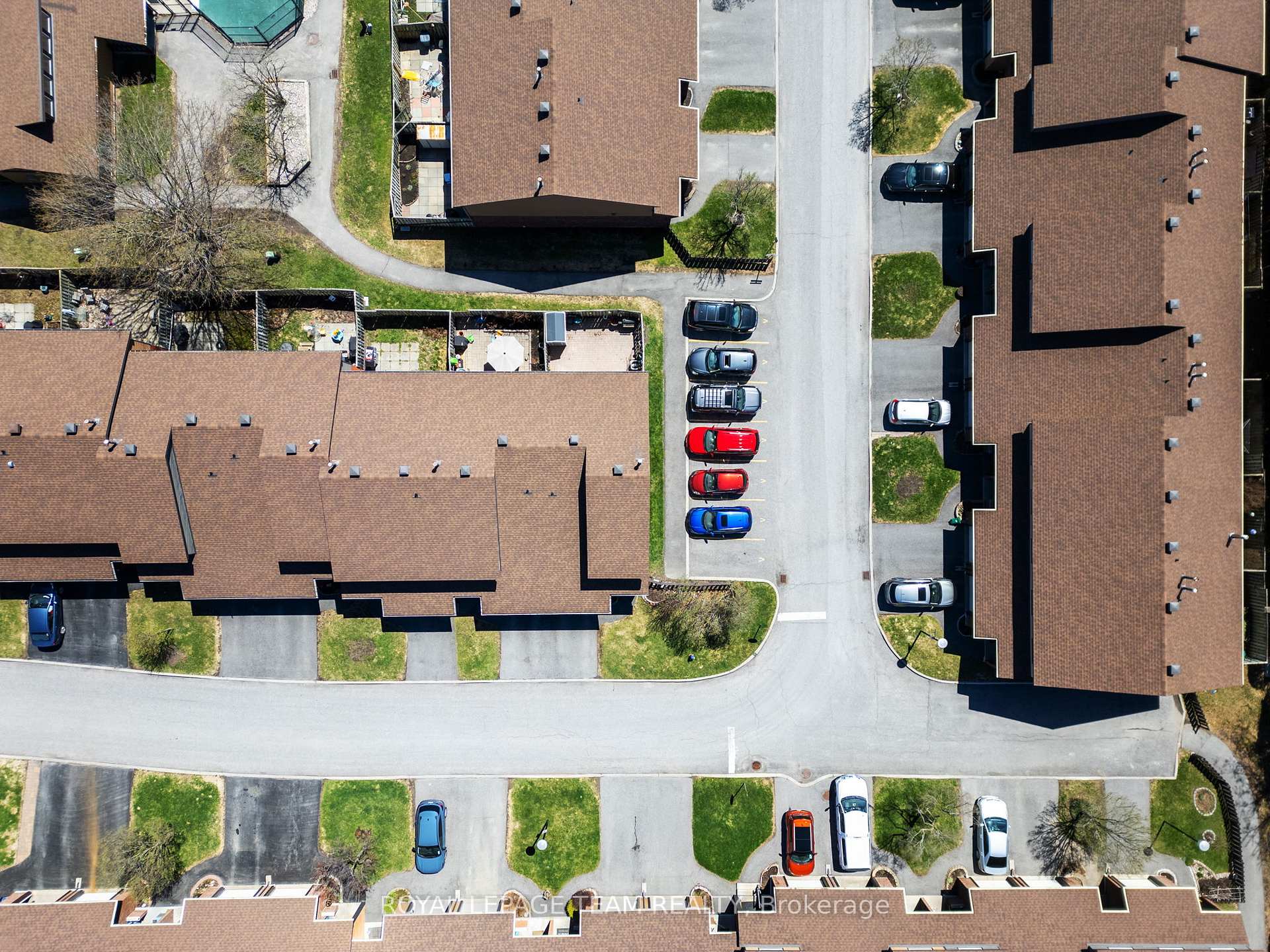 Photo 38 of 2245 Orient Park Drive, Ottawa, Blackburn Hamlet (South) — HOMEH