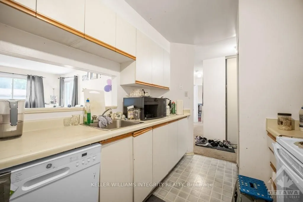 Photo 9 of Unit 106, 216 Viewmount Drive, Ottawa, Borden Farm/Stewart Farm/Carleton Heights/Parkwood Hills — HOMEH