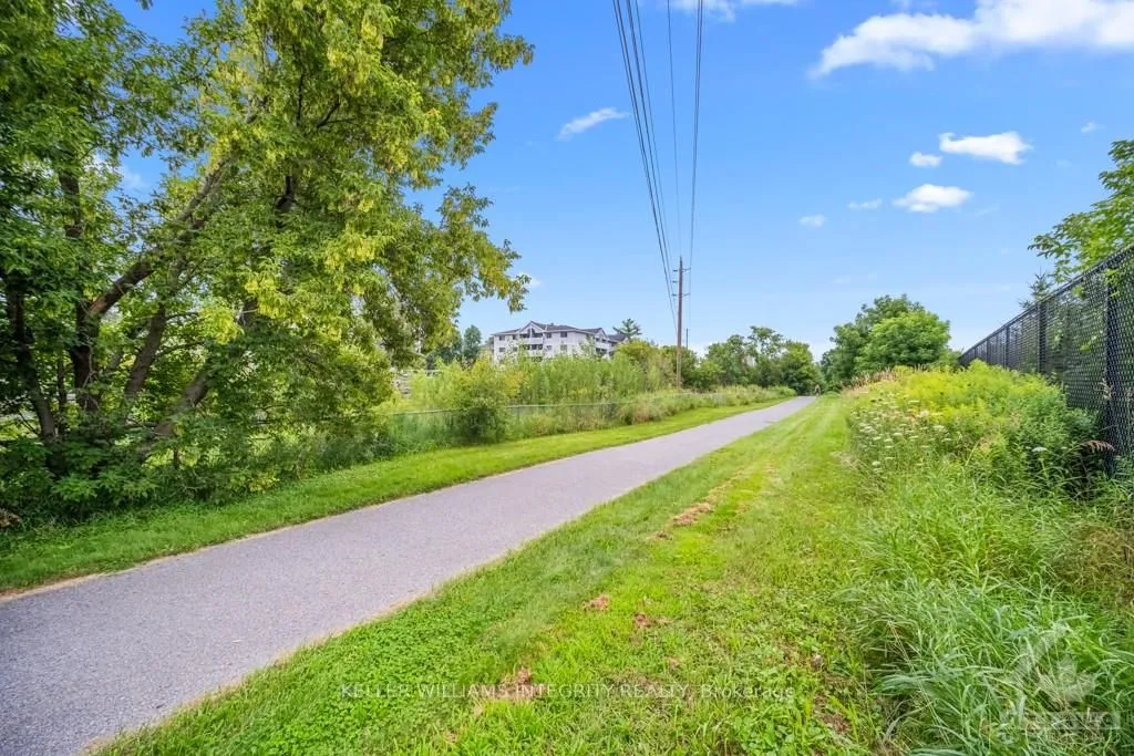 Photo 23 of Unit 106, 216 Viewmount Drive, Ottawa, Borden Farm/Stewart Farm/Carleton Heights/Parkwood Hills — HOMEH