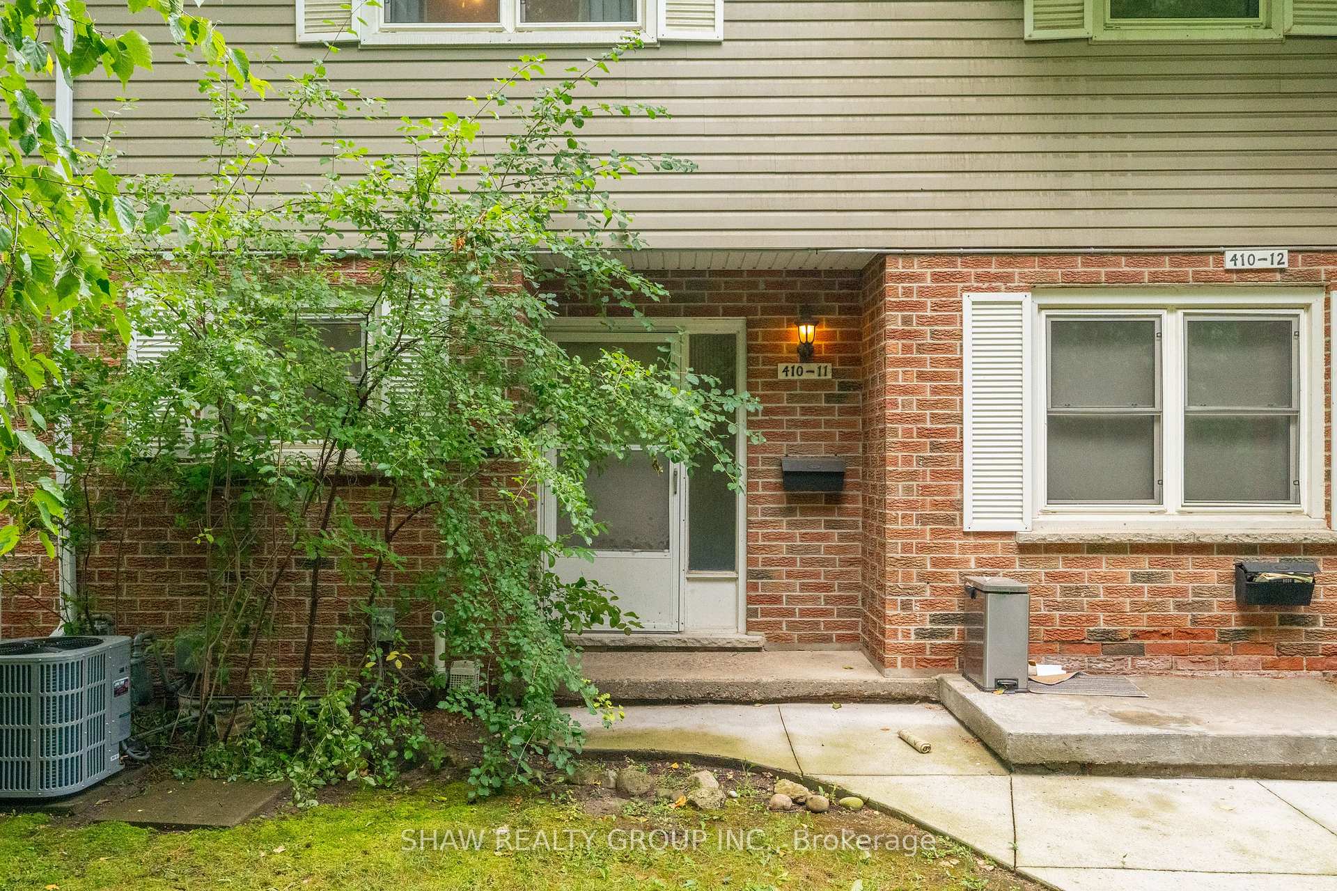 Photo 1 of Unit 11, 410 Pioneer Drive, Kitchener — HOMEH