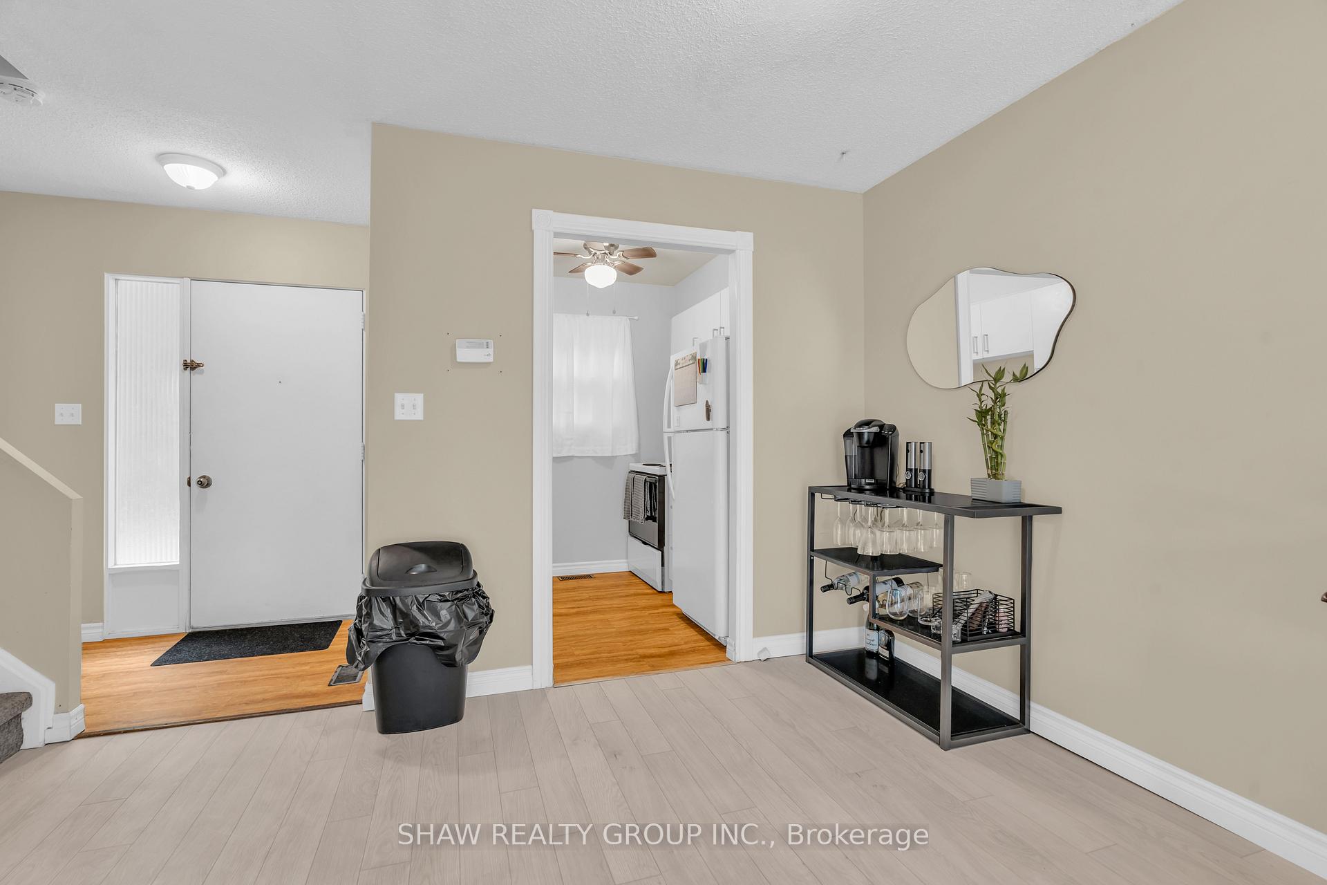 Photo 9 of Unit 11, 410 Pioneer Drive, Kitchener — HOMEH
