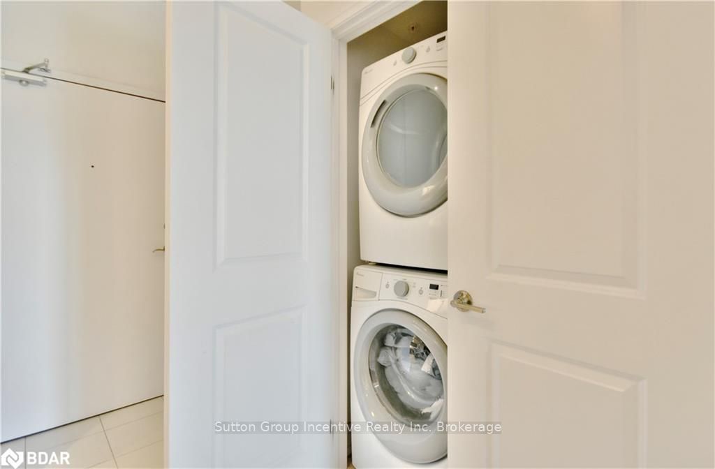 Photo 13 of Unit 608, 299 Cundles Road East, Barrie, Little Lake — HOMEH