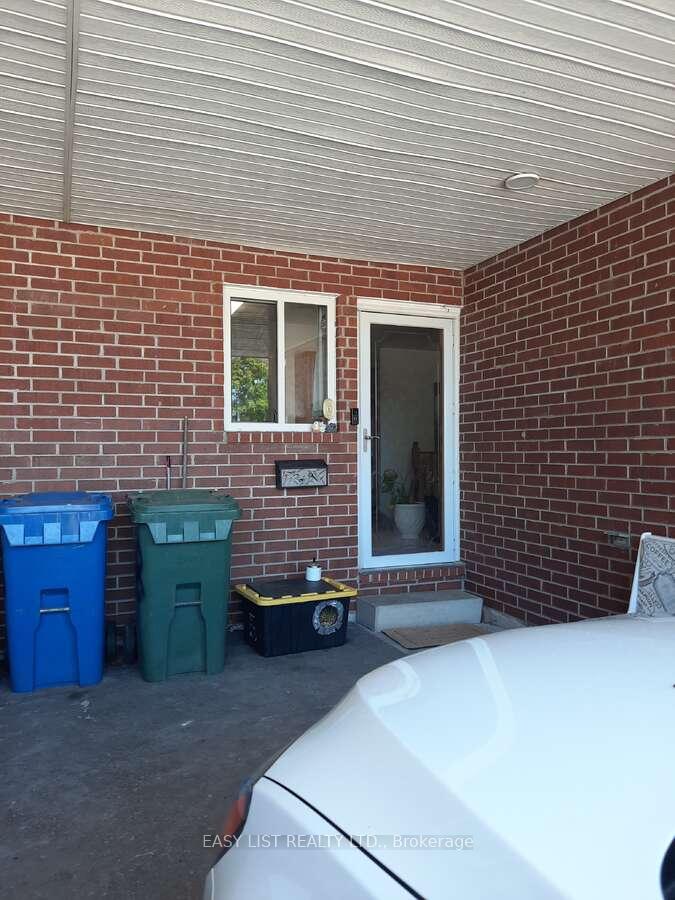 Photo 2 of Unit 7, 8525 Little River Road, Windsor — HOMEH